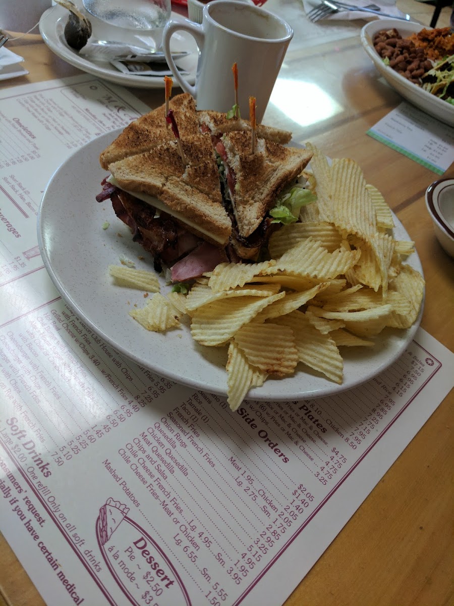 M & A Bayard Cafe - 6