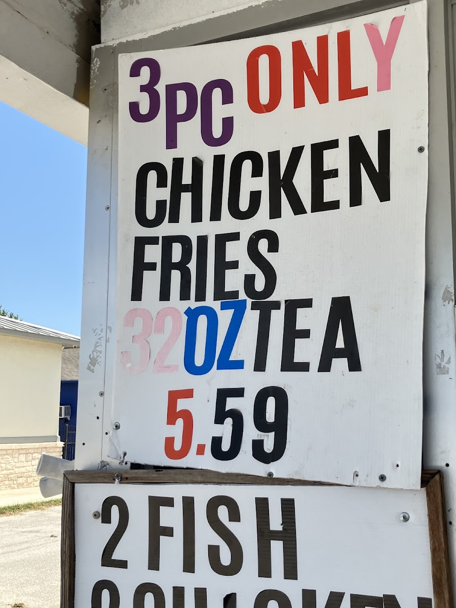 Cap'n Jim's Fish & Chicken to Go - 3