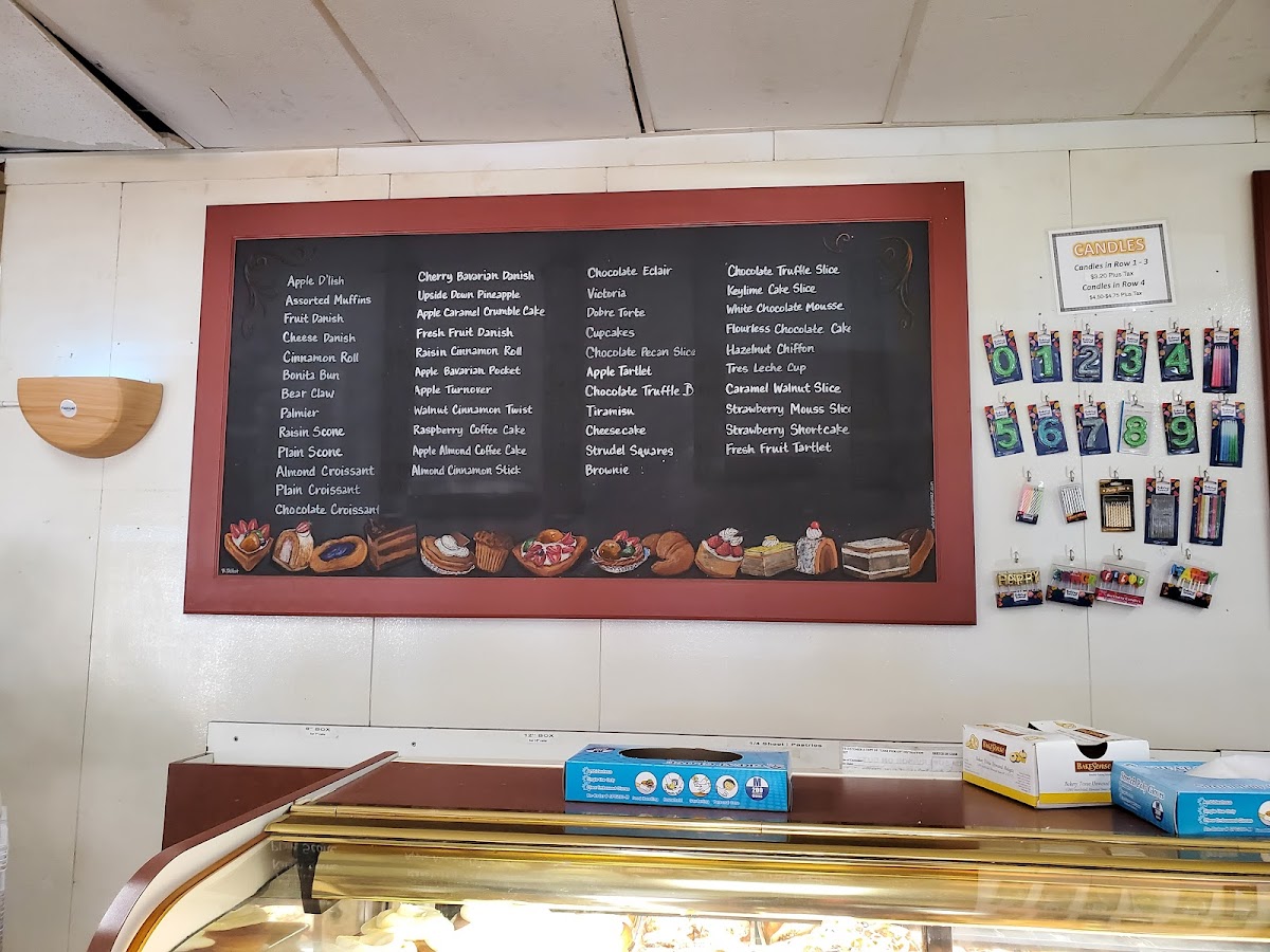 Hans & Harry's Bakery - 6