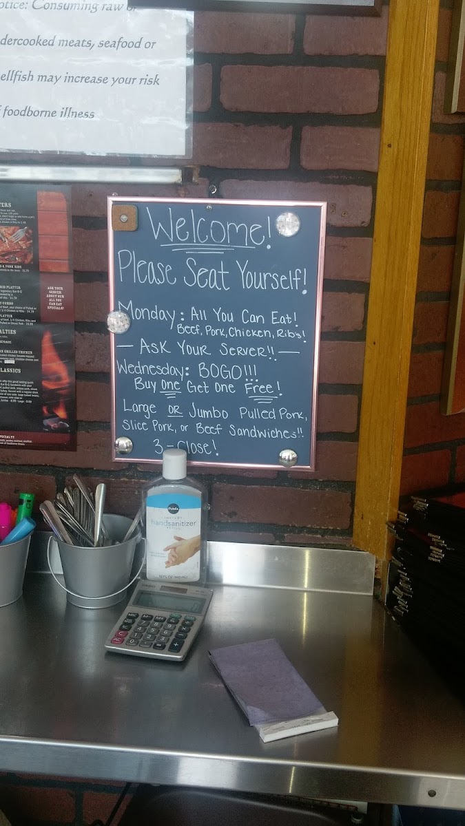 Keller's Real Smoked Bar-B-Q Lake Mary - 9