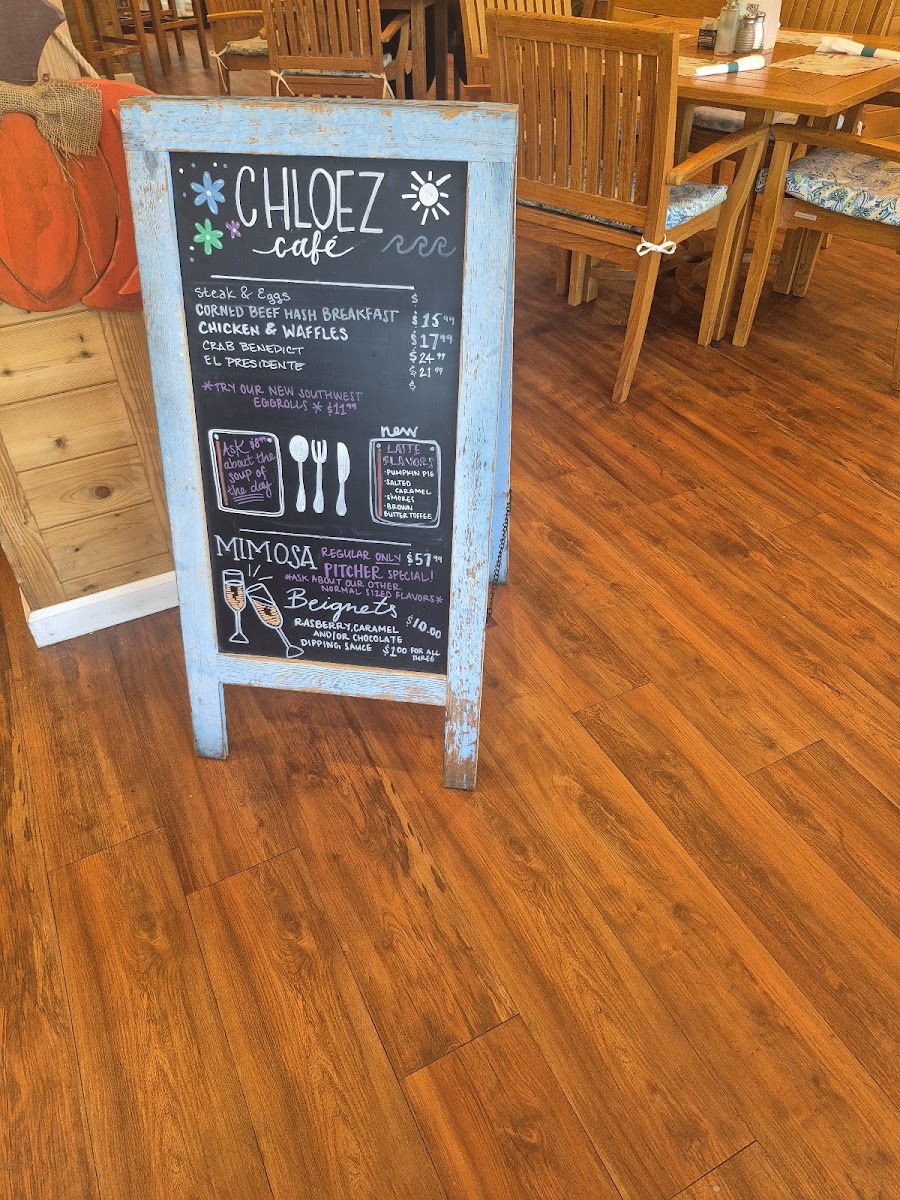 Chloez Cafe - 8