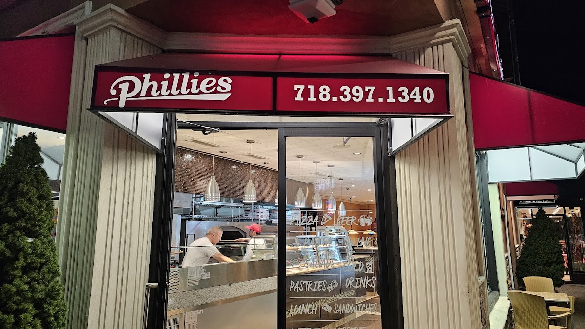 Phillies Pizzeria Restaurant