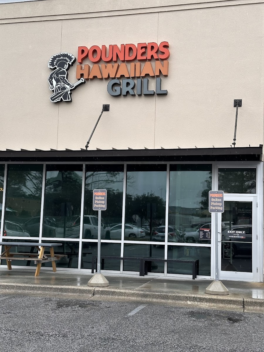 Pounders Hawaiian Grill - Pensacola