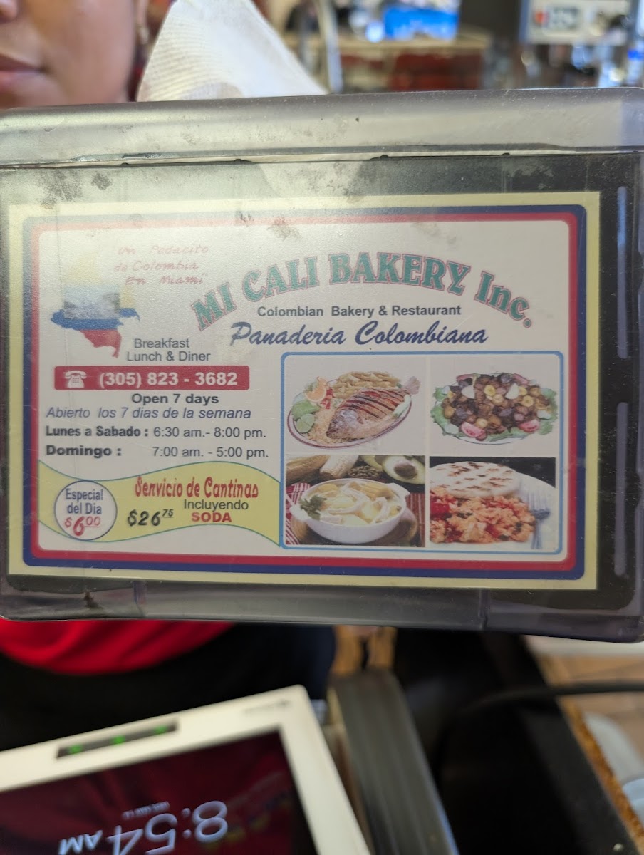 Mi Cali Bakery and Restaurant - 10