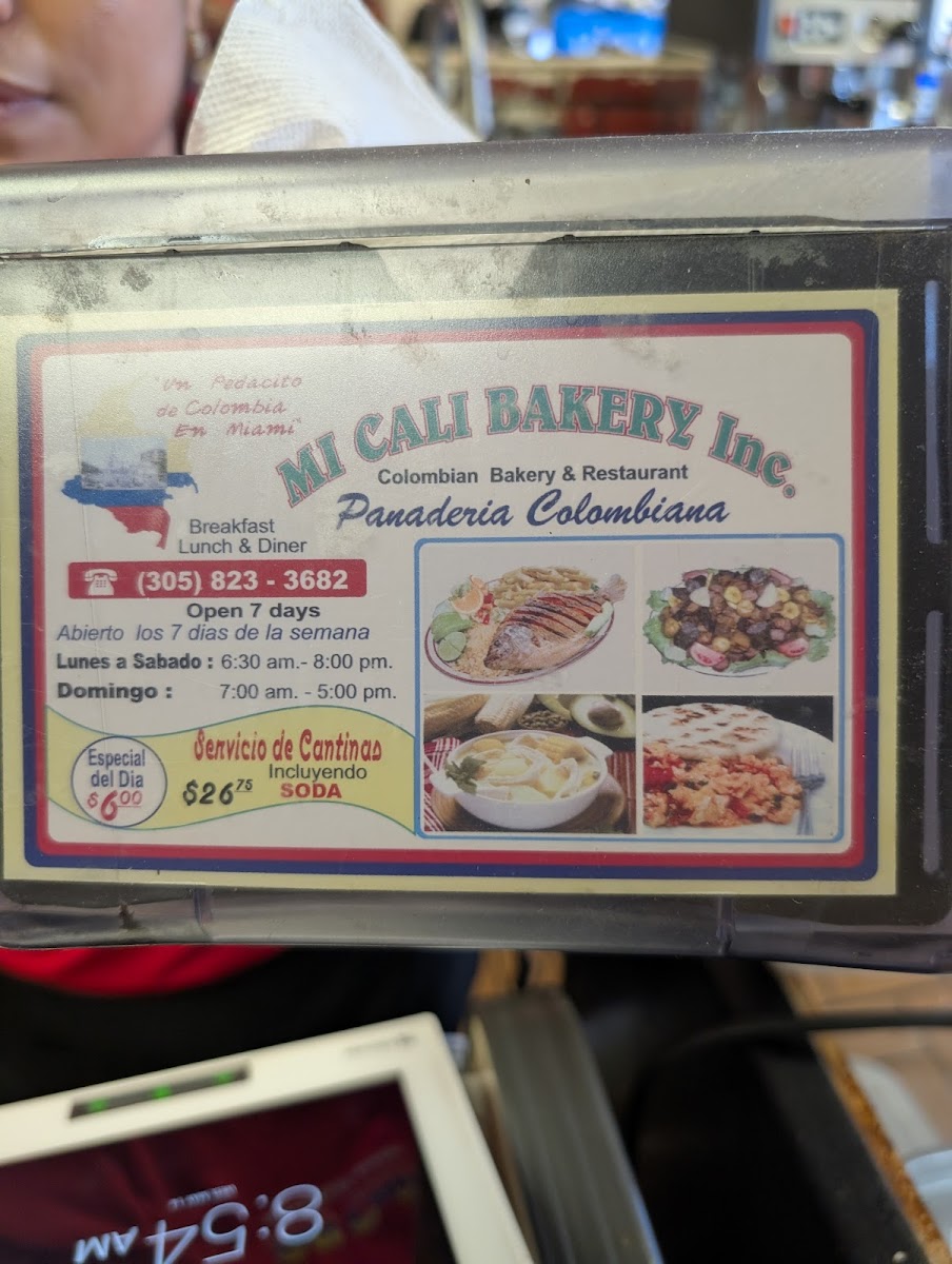 Mi Cali Bakery and Restaurant - 9