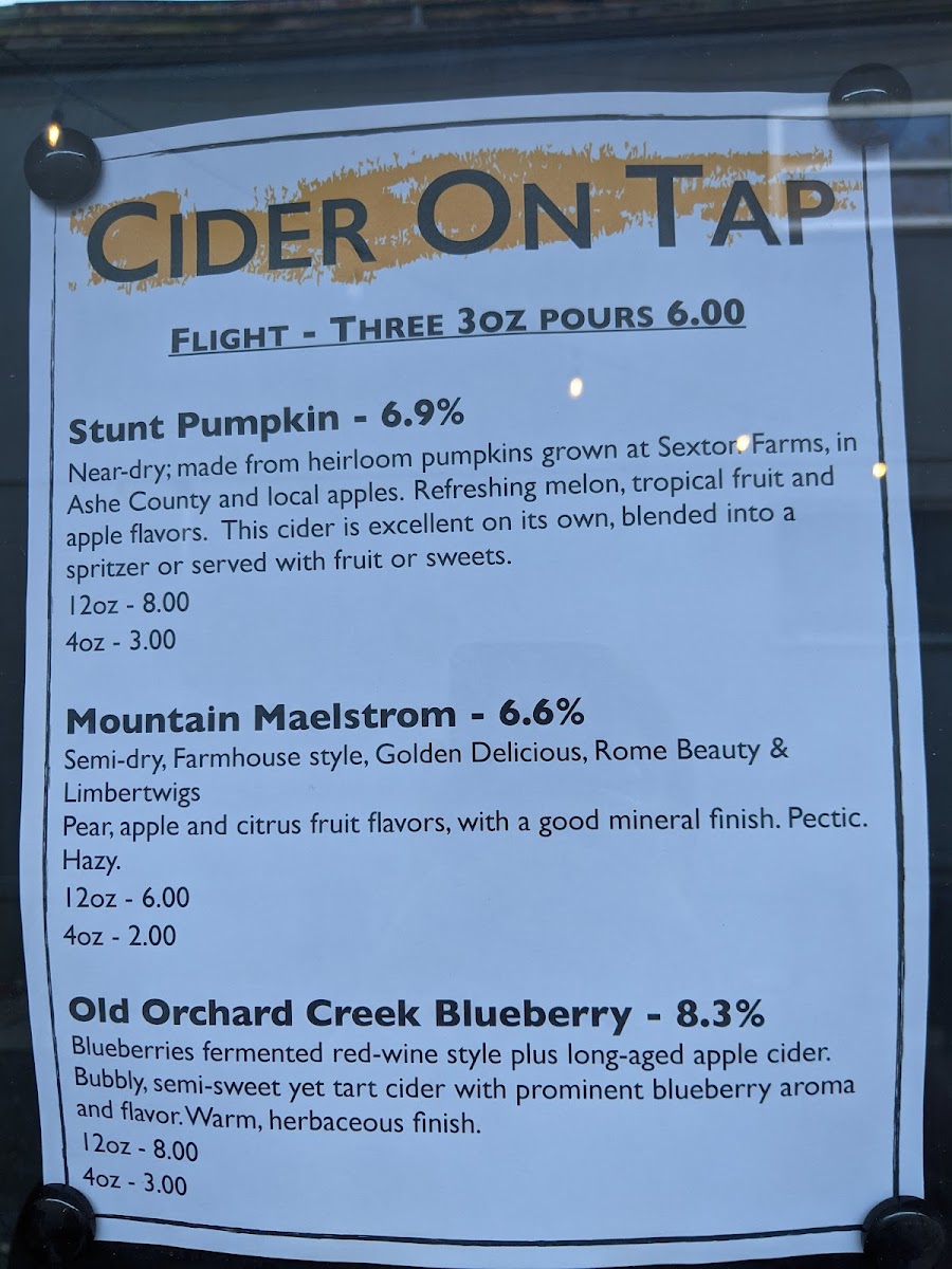 Molley Chomper Hard Cider - 4