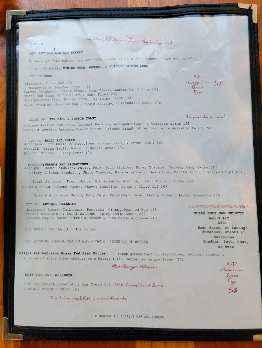 Antique Bar & Bakery - 4