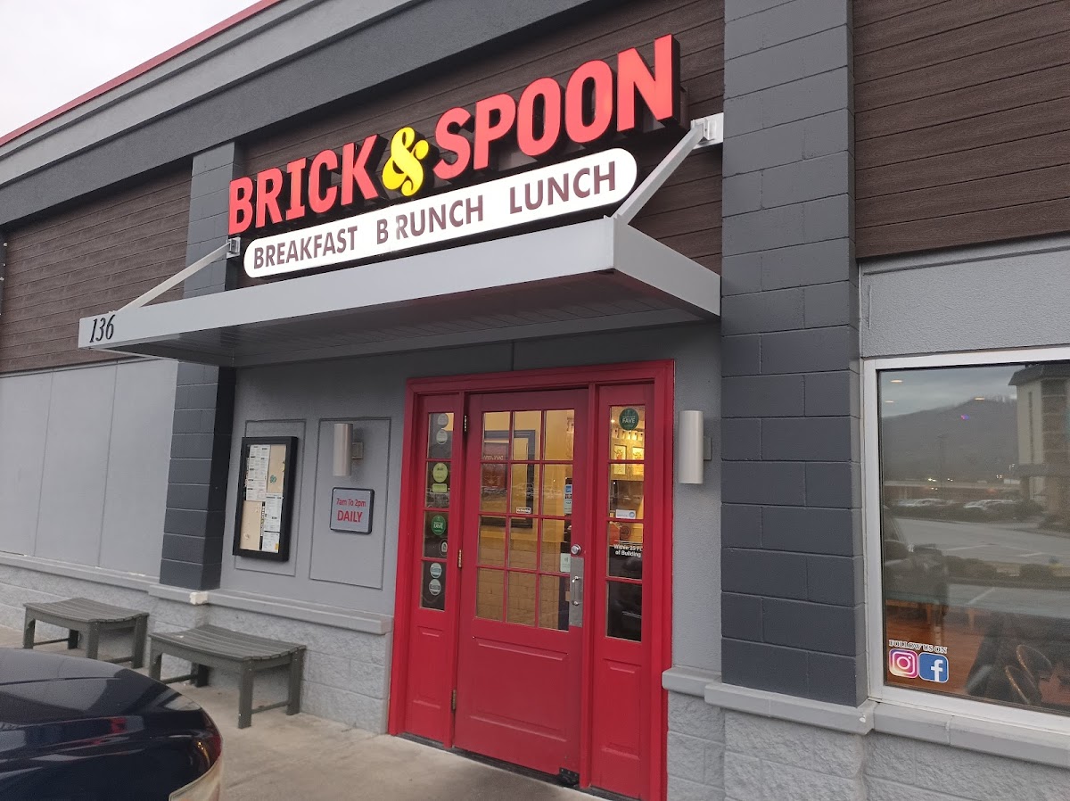 Brick and Spoon - Pigeon Forge