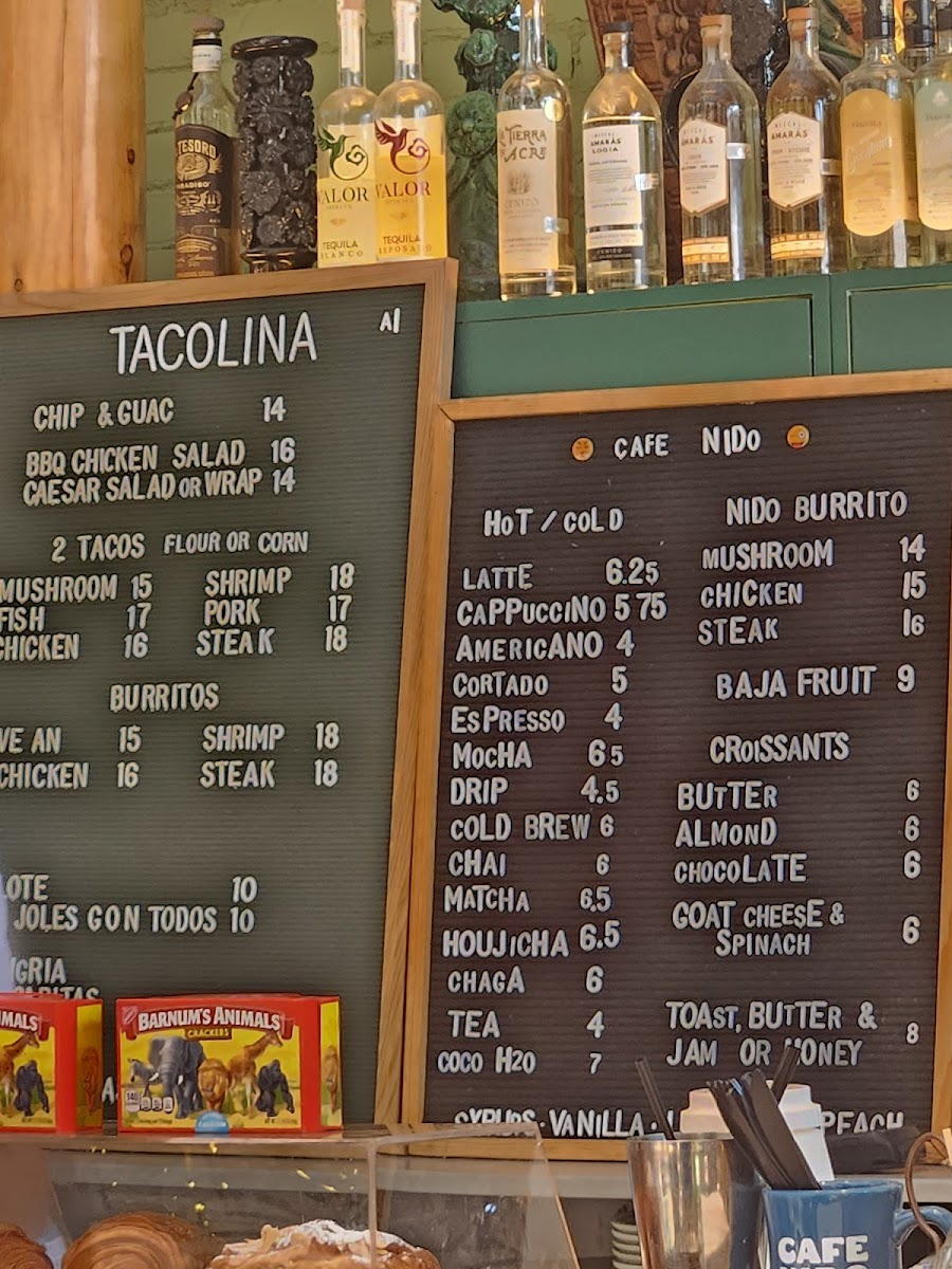 CAFE NIDO: Coffee & Books - 1