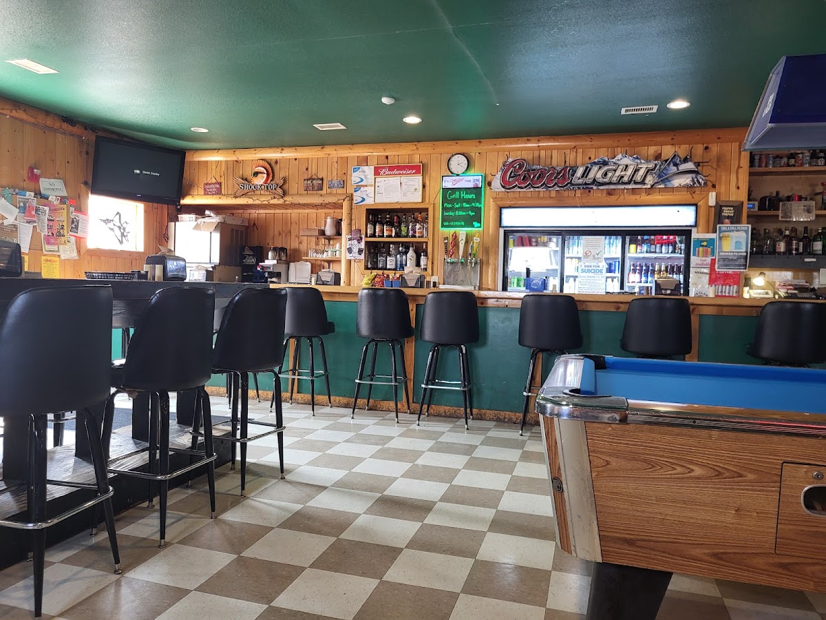 Carpenter Bar & Grill