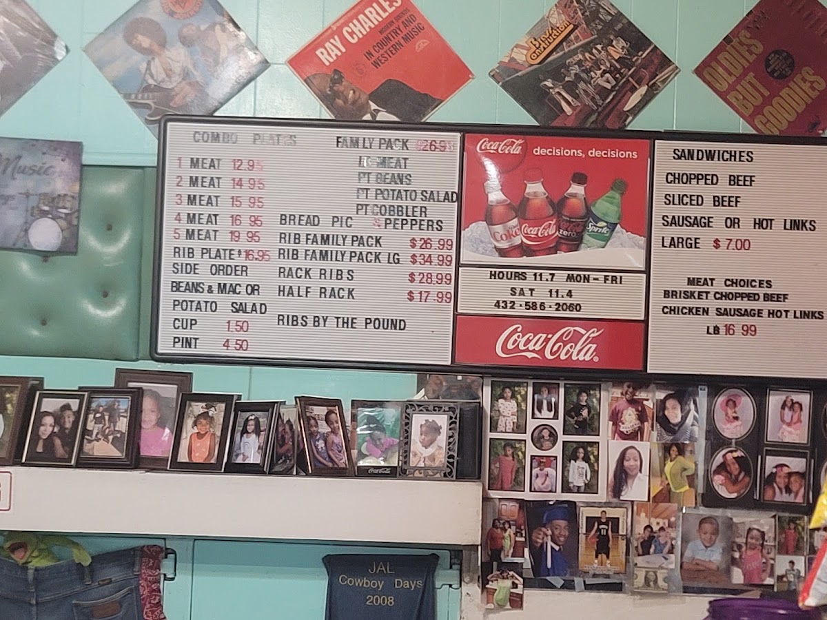 Christine's Blues & Barbeque - 6