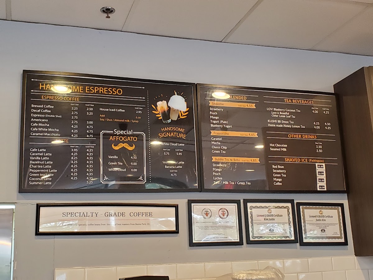 Handsome Bakery & Cafe - 3